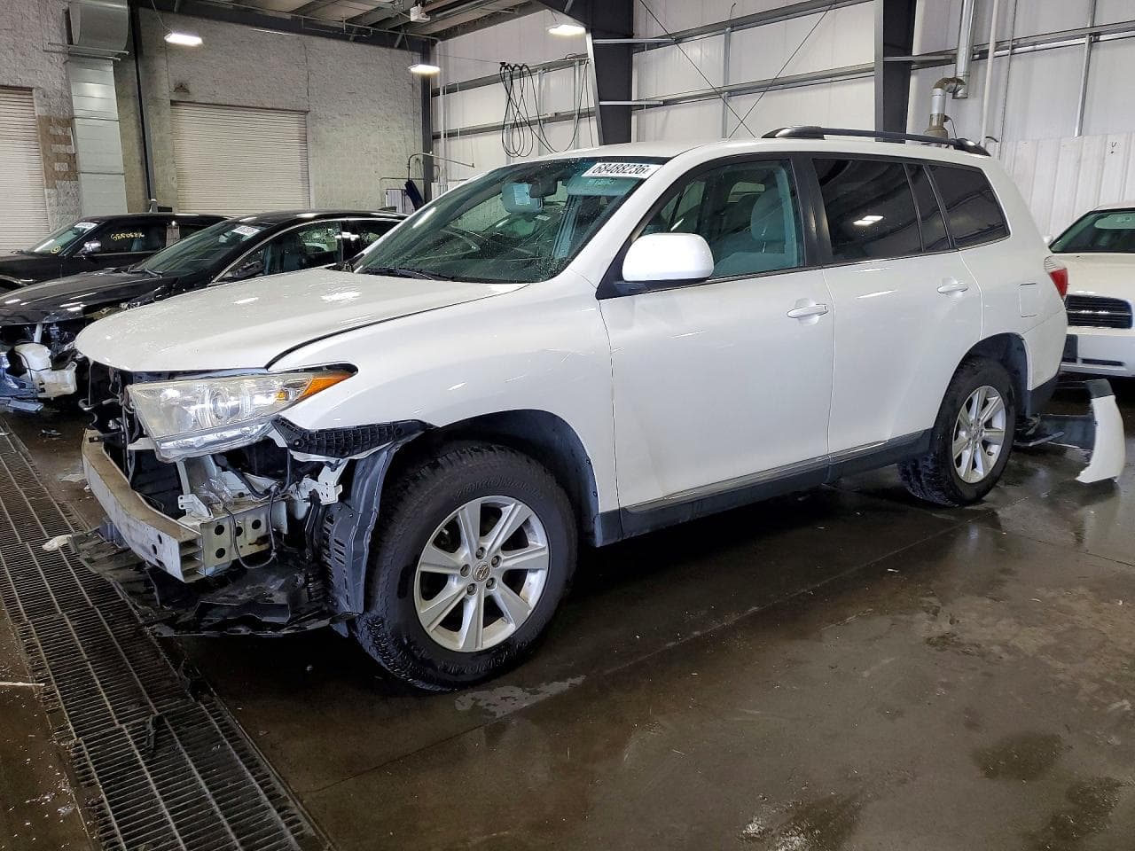 TOYOTA HIGHLANDER