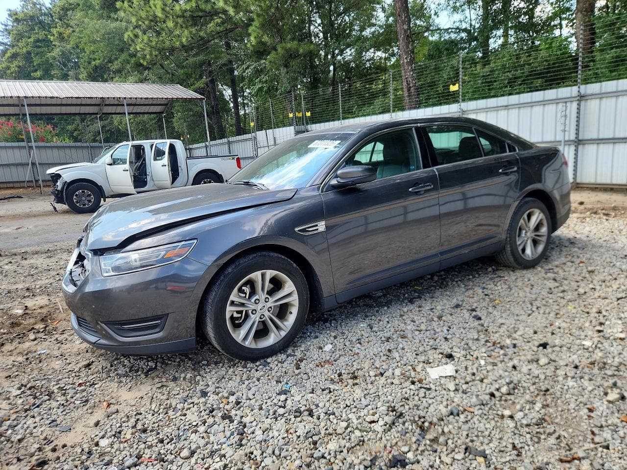 FORD TAURUS