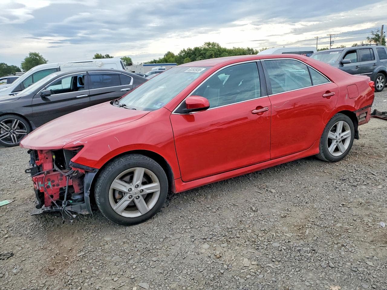 TOYOTA CAMRY