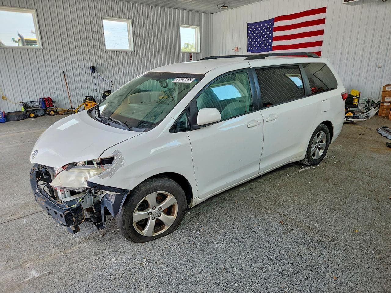 TOYOTA SIENNA