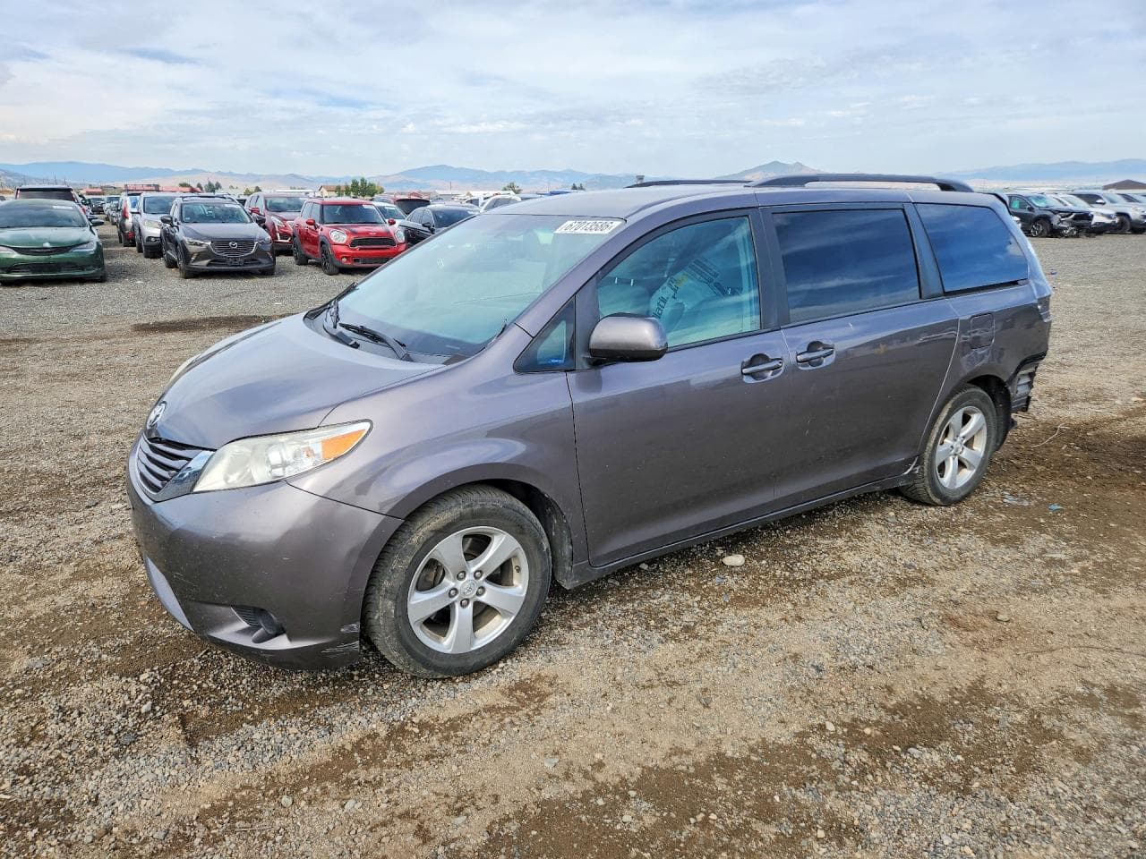 TOYOTA SIENNA