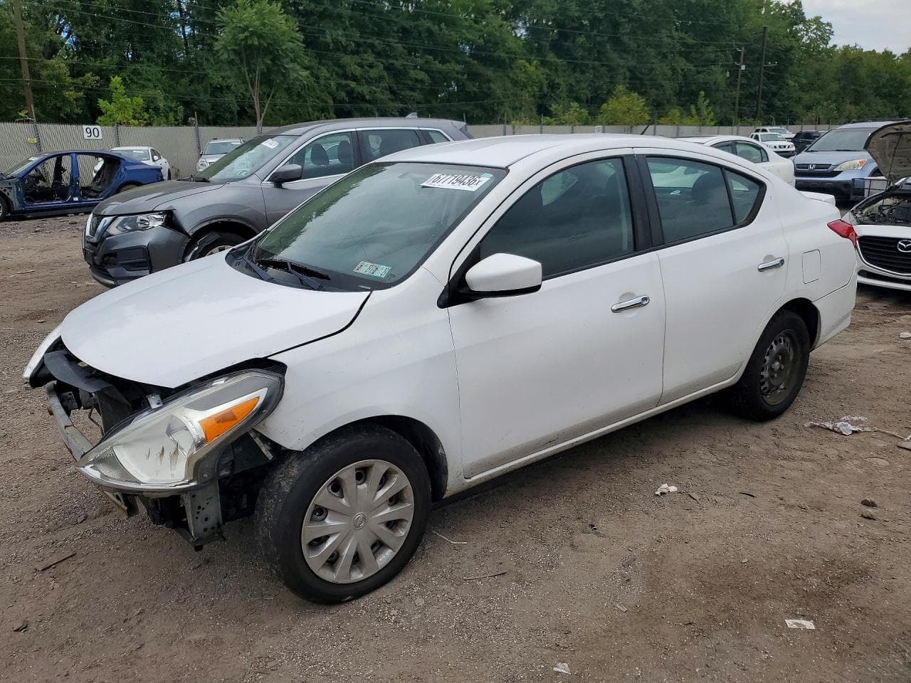 NISSAN VERSA