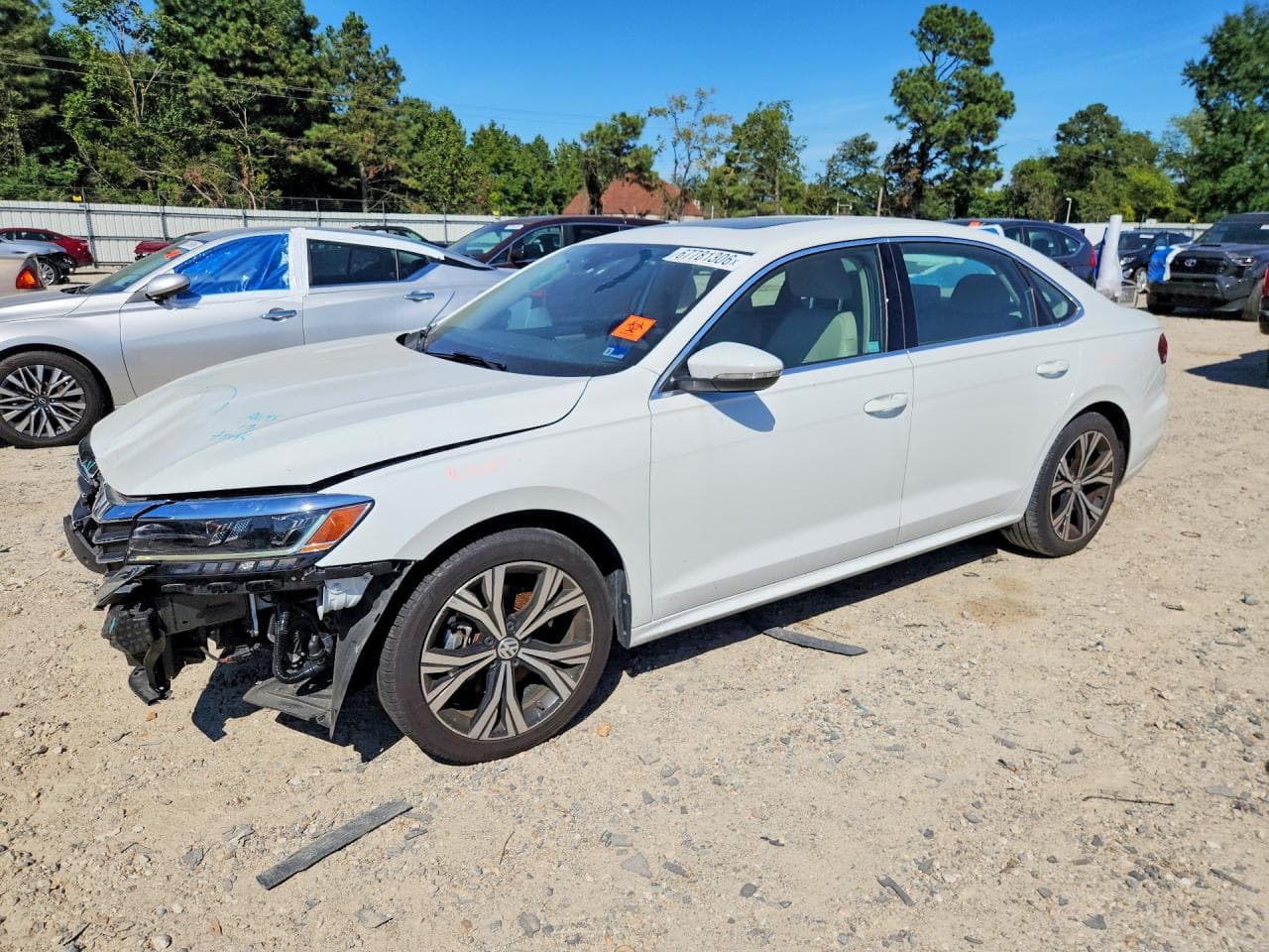 VOLKSWAGEN PASSAT