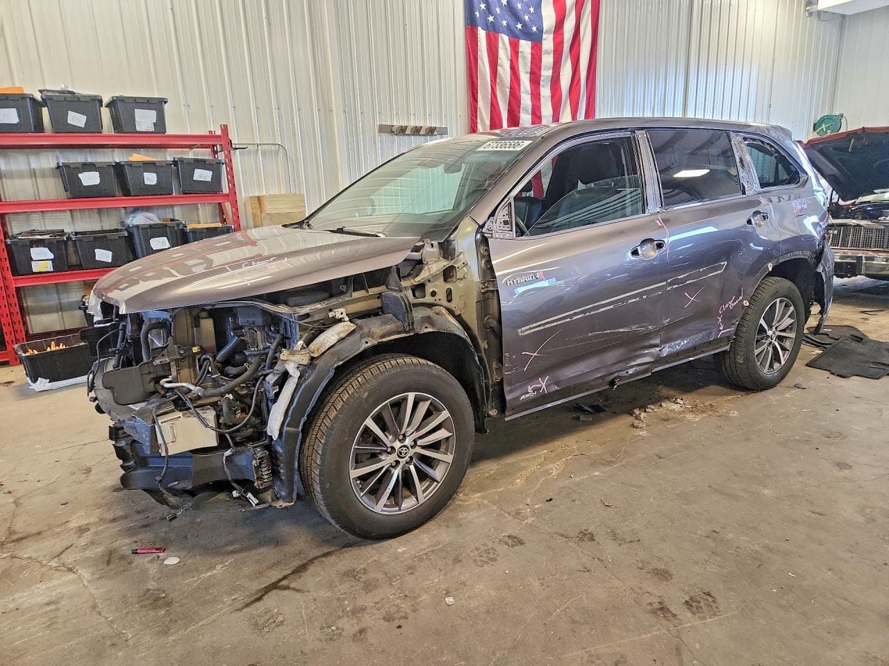 TOYOTA HIGHLANDER HYBRID
