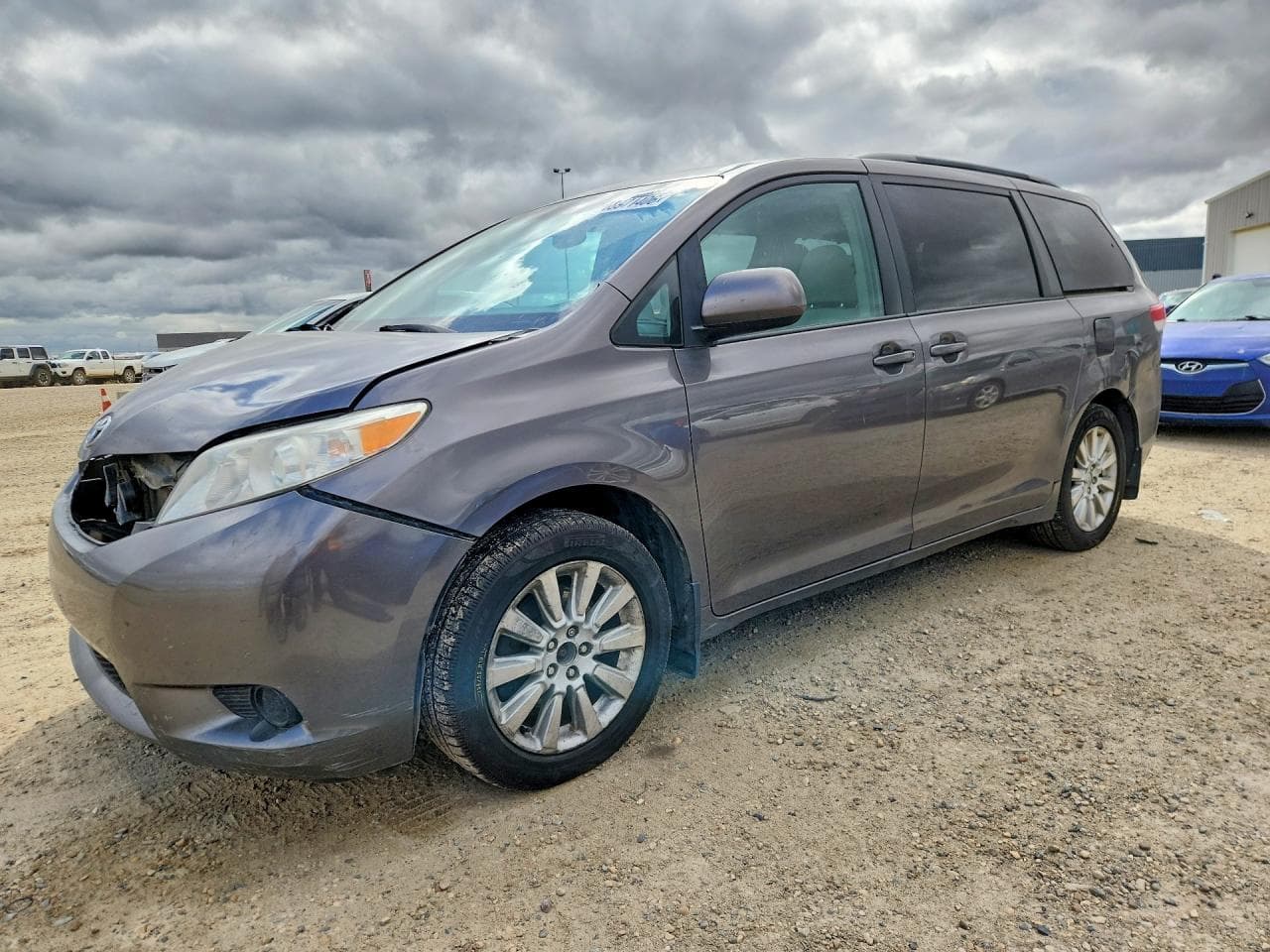 TOYOTA SIENNA