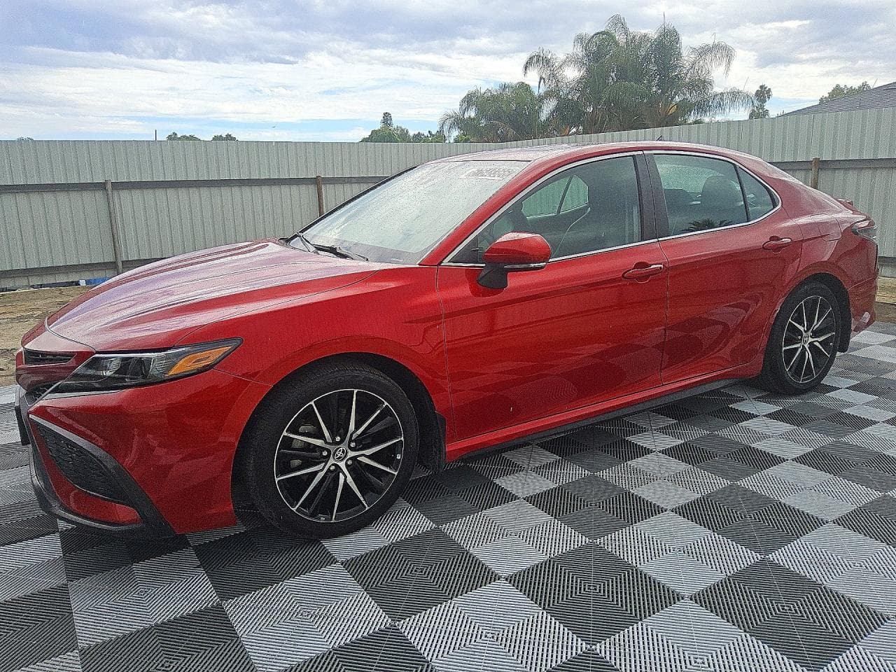 TOYOTA CAMRY