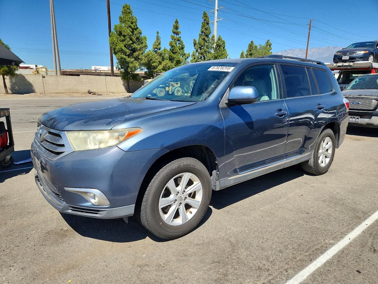 TOYOTA HIGHLANDER