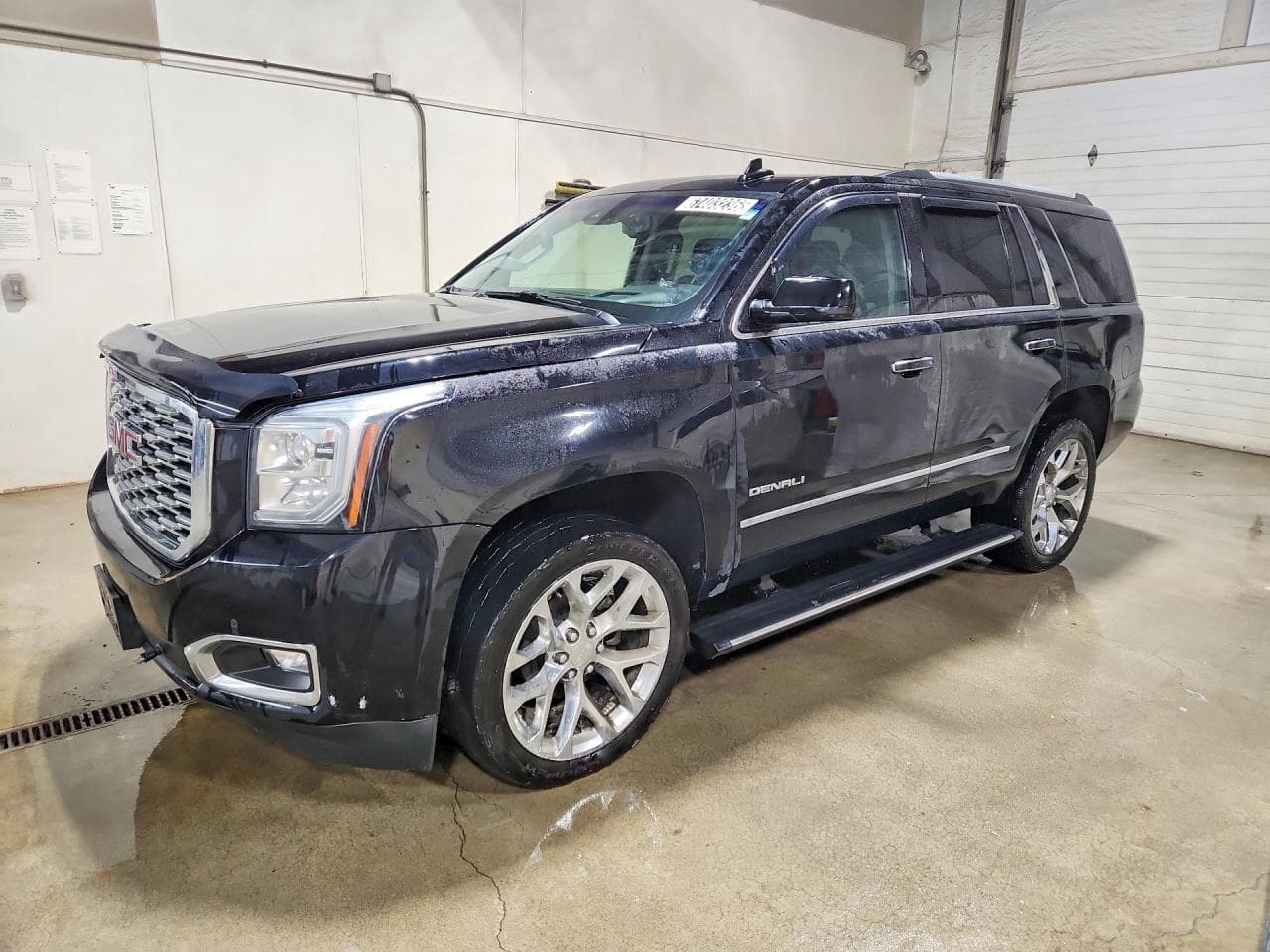 GMC YUKON