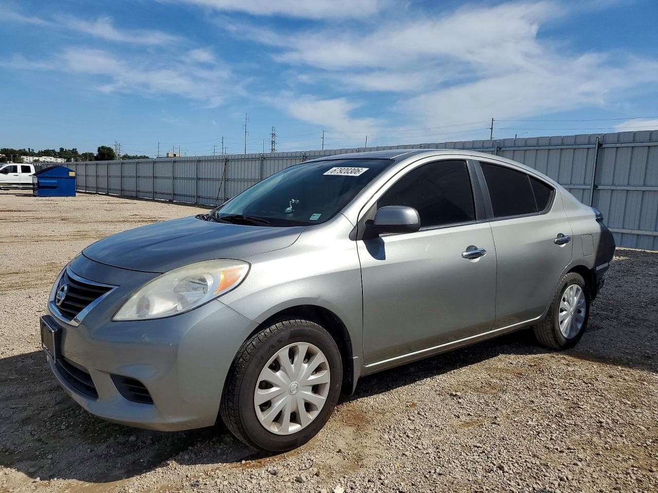 NISSAN VERSA