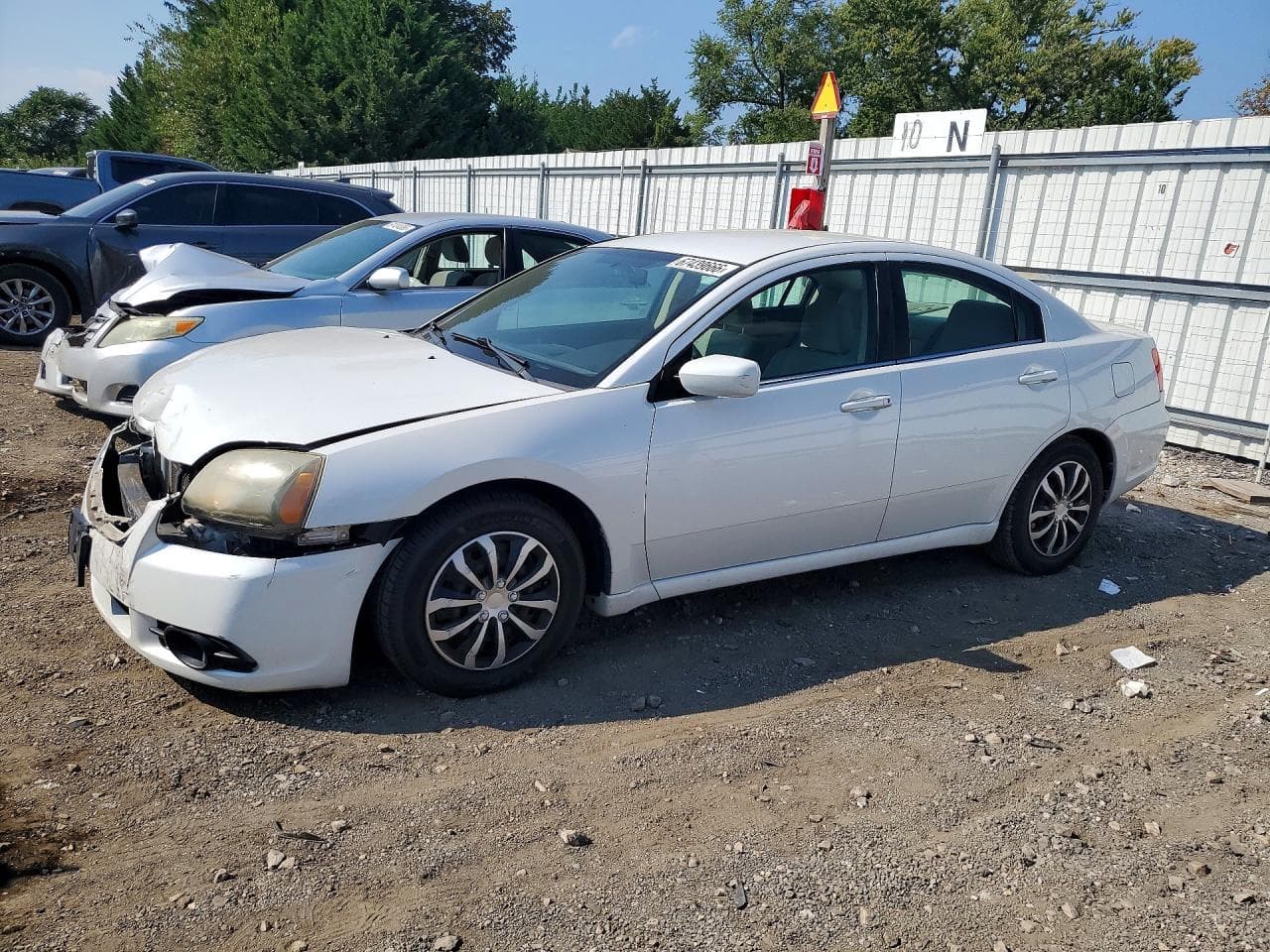 2011 MITSUBISHI GALANT
