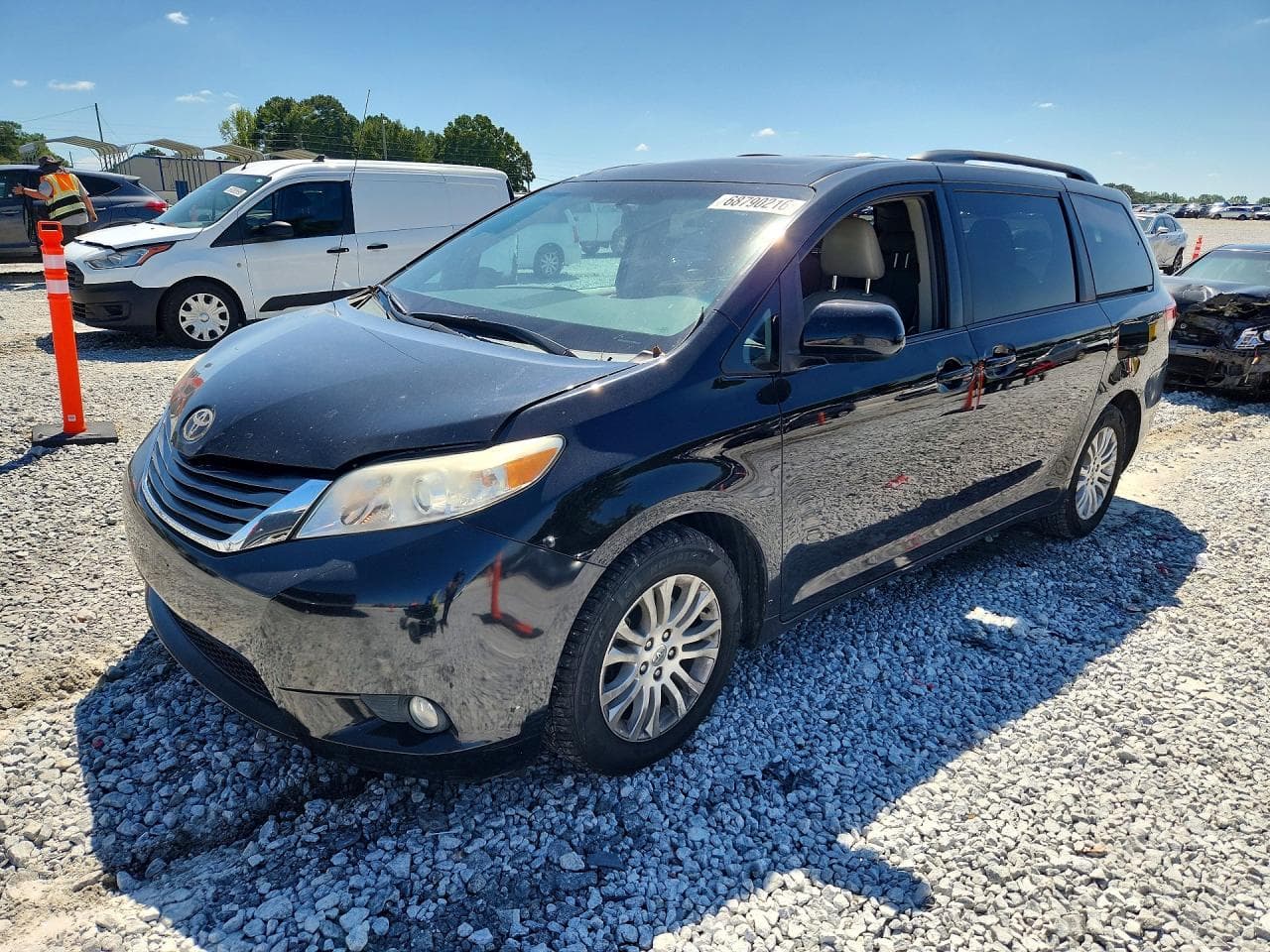 TOYOTA SIENNA