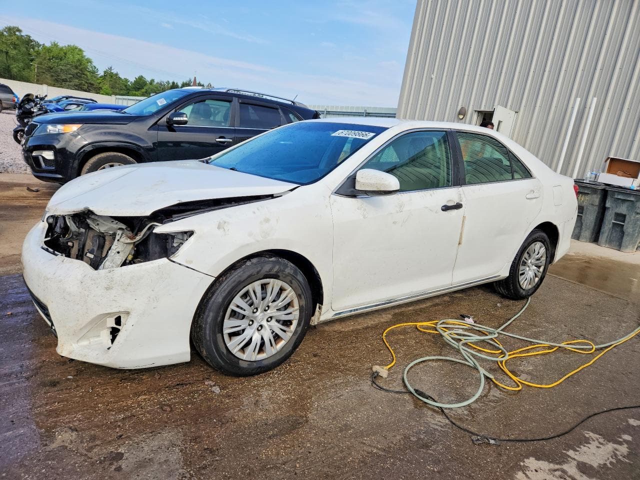 TOYOTA CAMRY