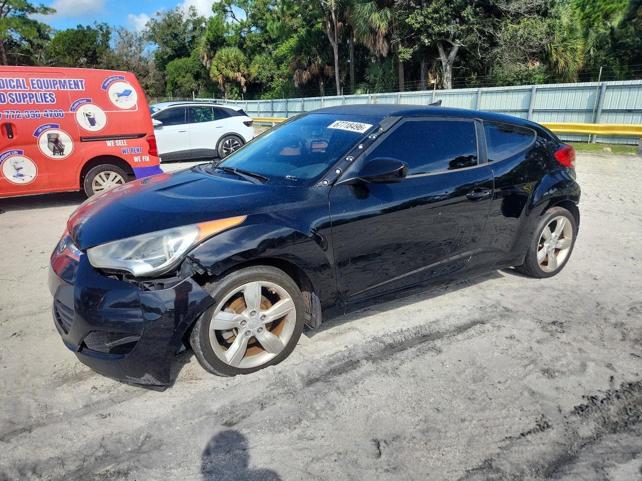 HYUNDAI VELOSTER