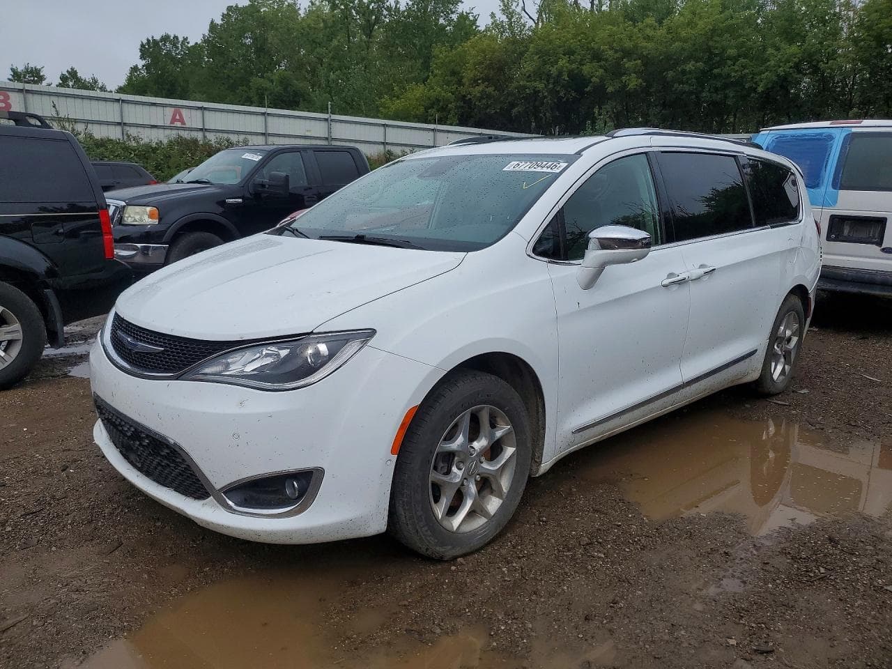 CHRYSLER PACIFICA