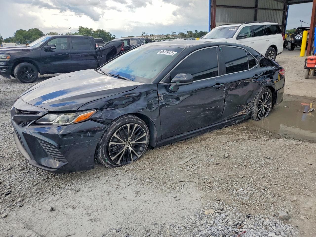 TOYOTA CAMRY