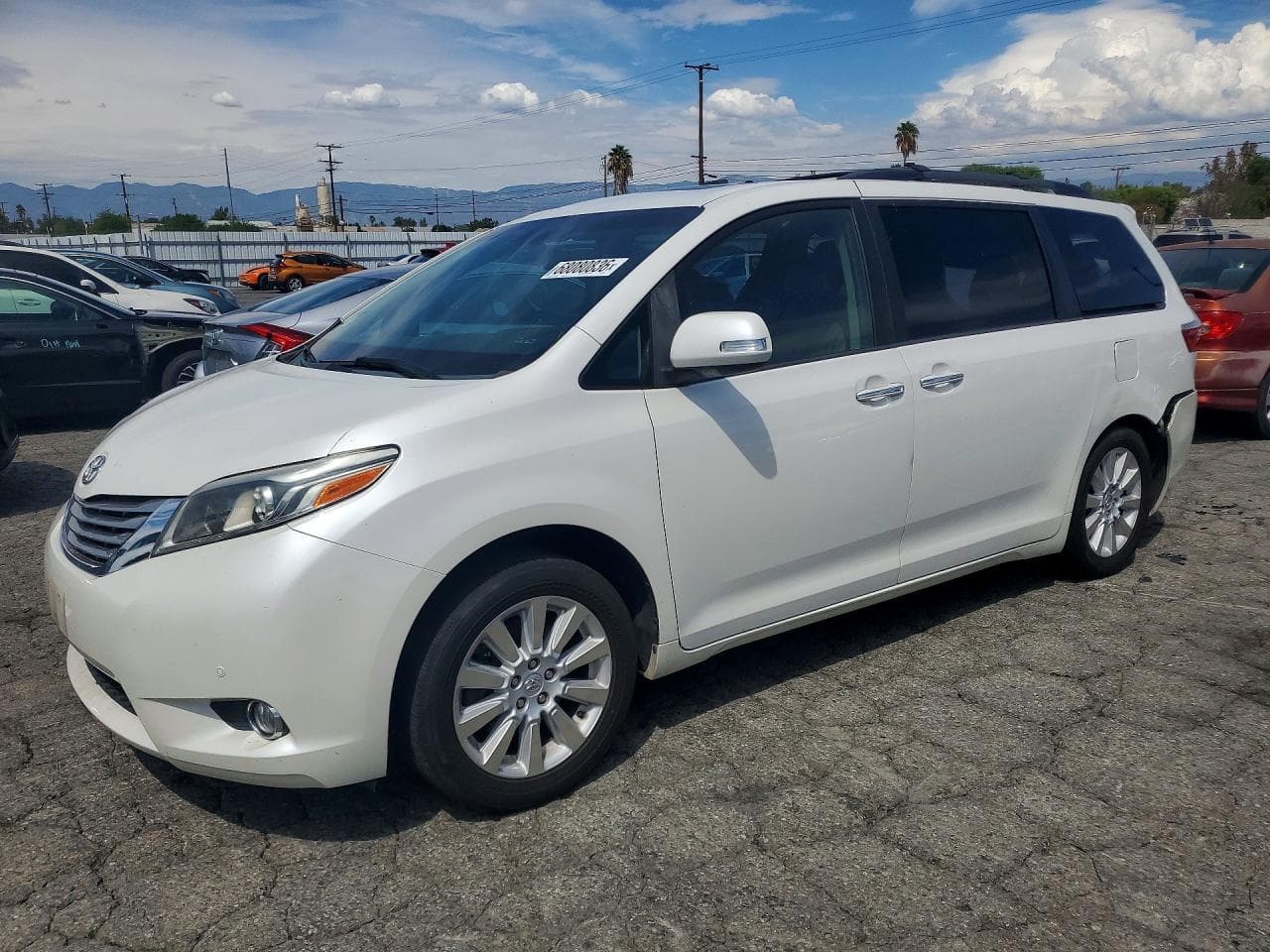 TOYOTA SIENNA