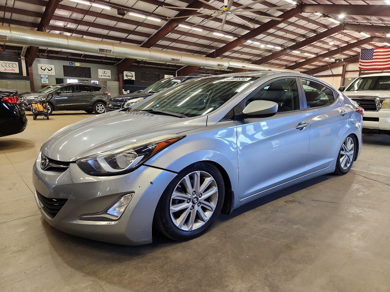 HYUNDAI ELANTRA
