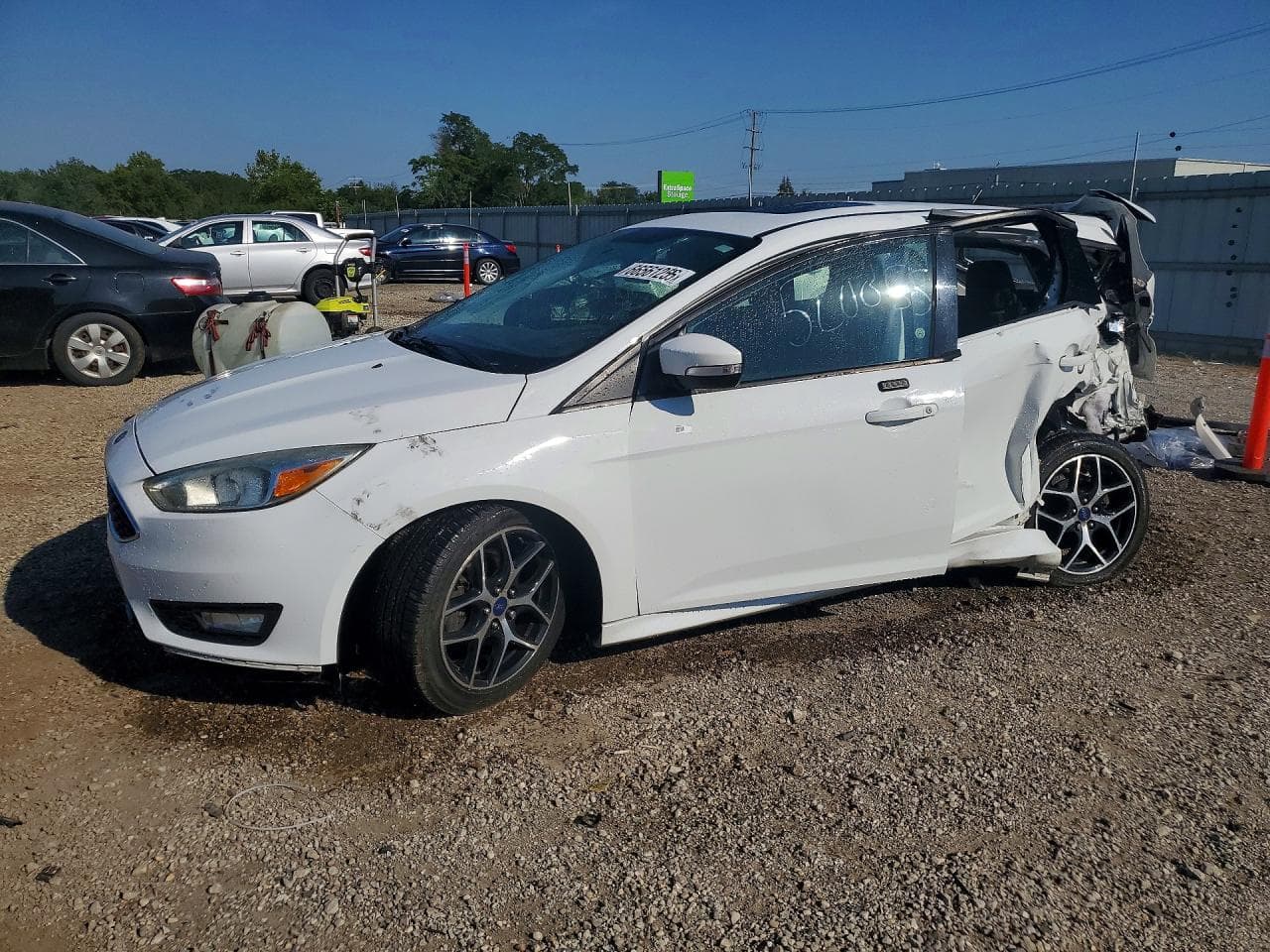 FORD FOCUS