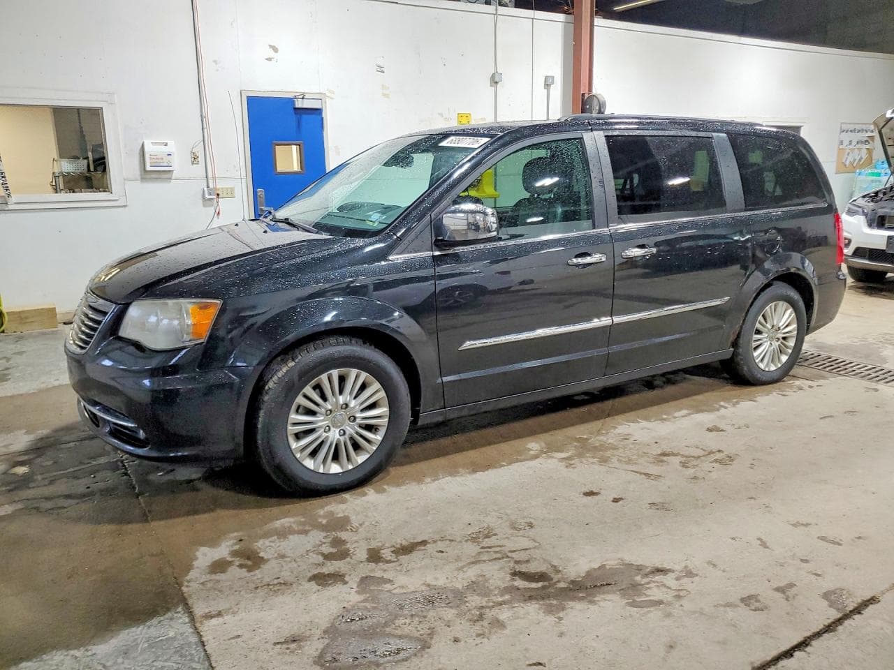 CHRYSLER MINIVAN