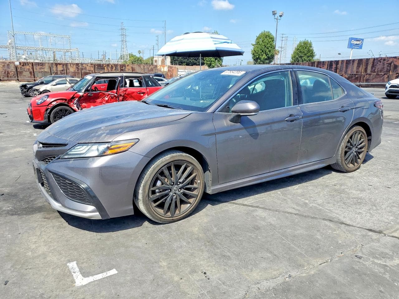 TOYOTA CAMRY