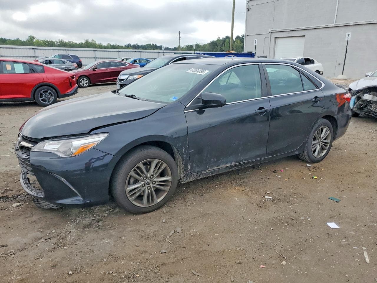 TOYOTA CAMRY