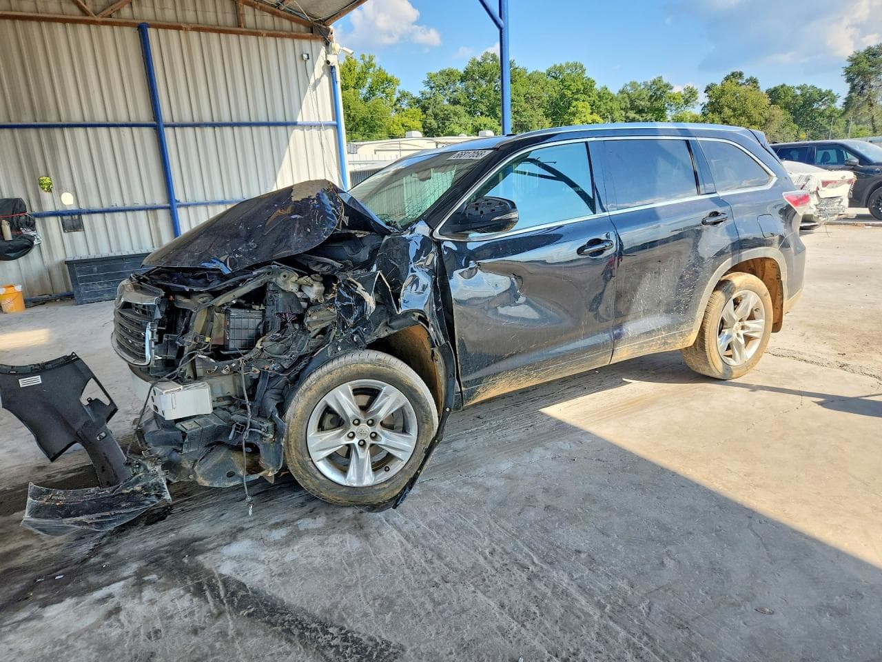 TOYOTA HIGHLANDER