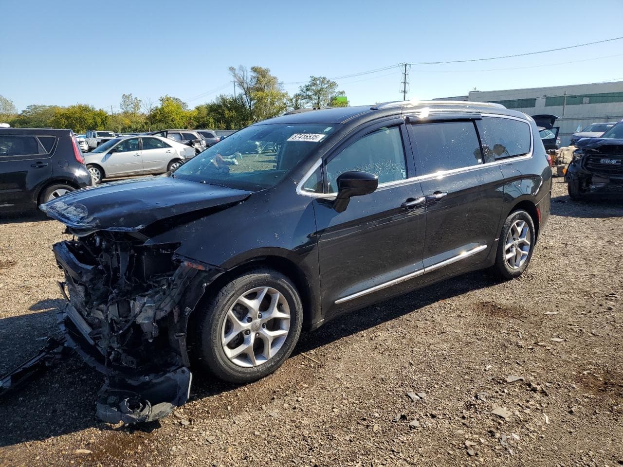 CHRYSLER PACIFICA