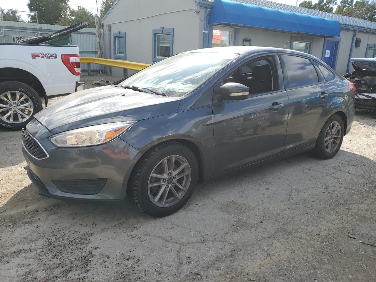 FORD FOCUS