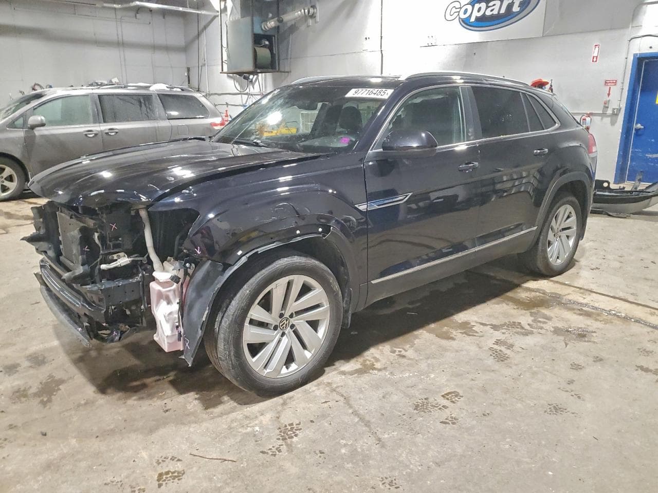 VOLKSWAGEN ATLAS CROSS SPORT