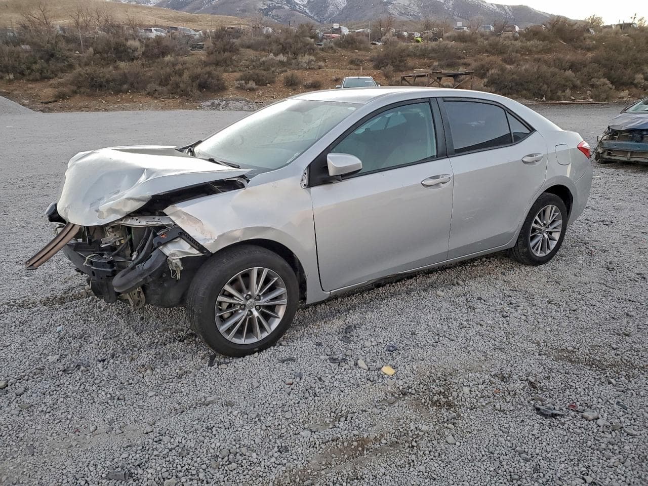 TOYOTA COROLLA