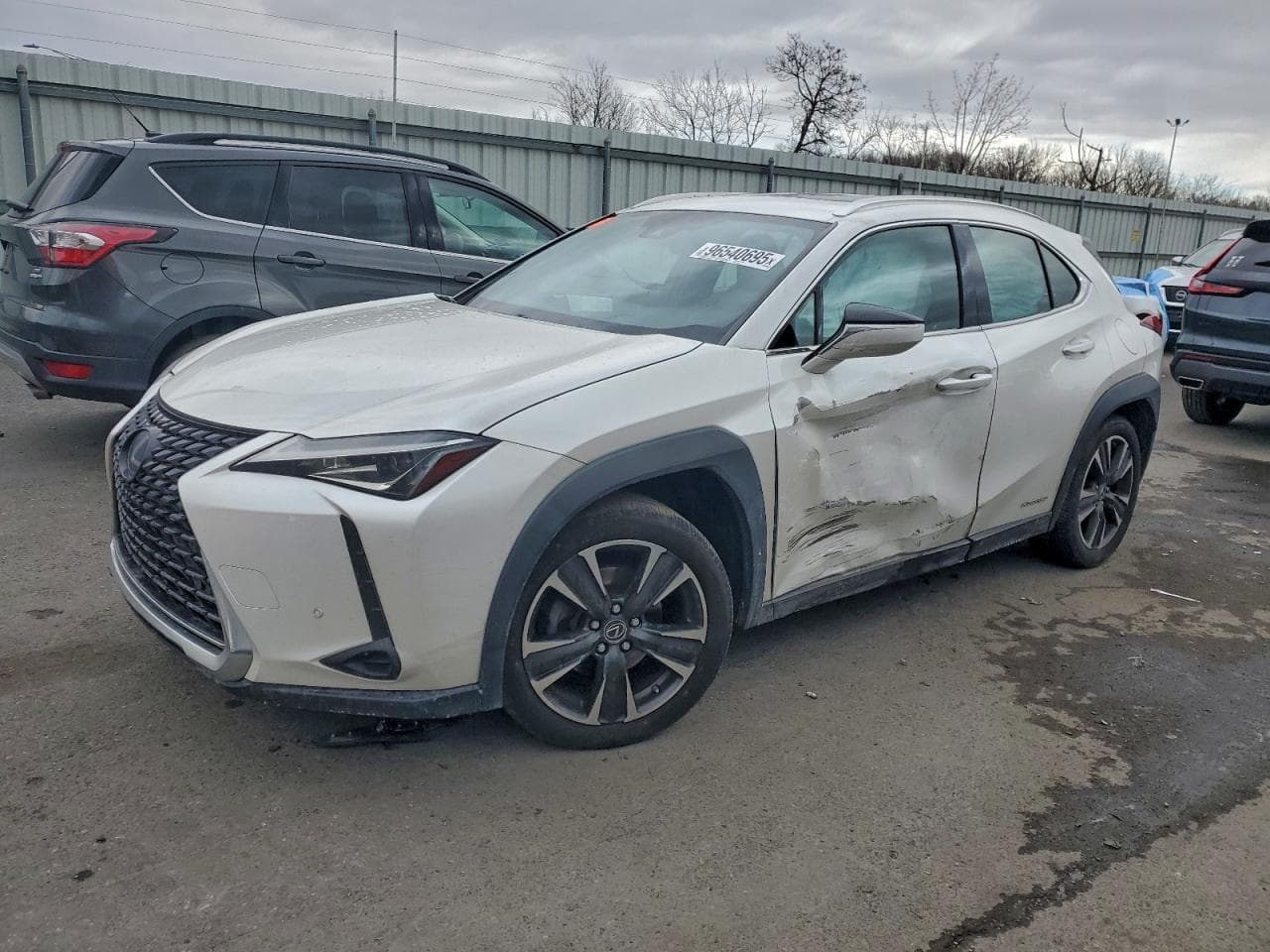 LEXUS UX