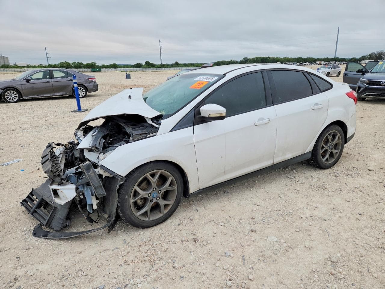 2013 FORD FOCUS SE