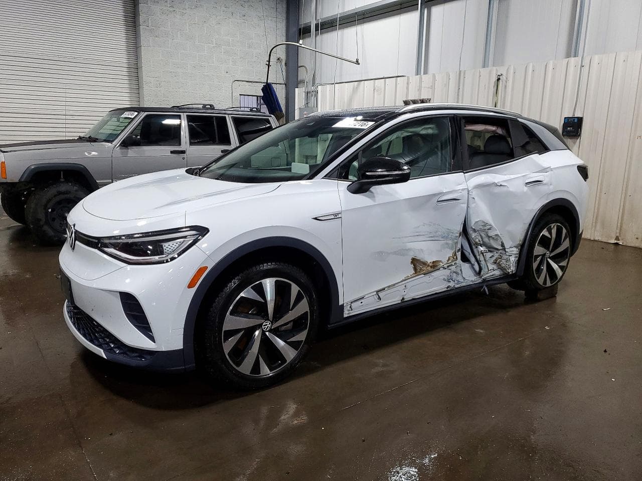 2021 VOLKSWAGEN ID.4 FIRST