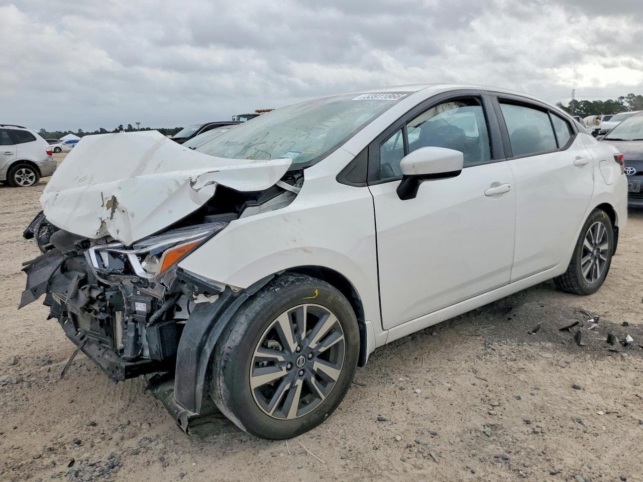 2022 NISSAN VERSA