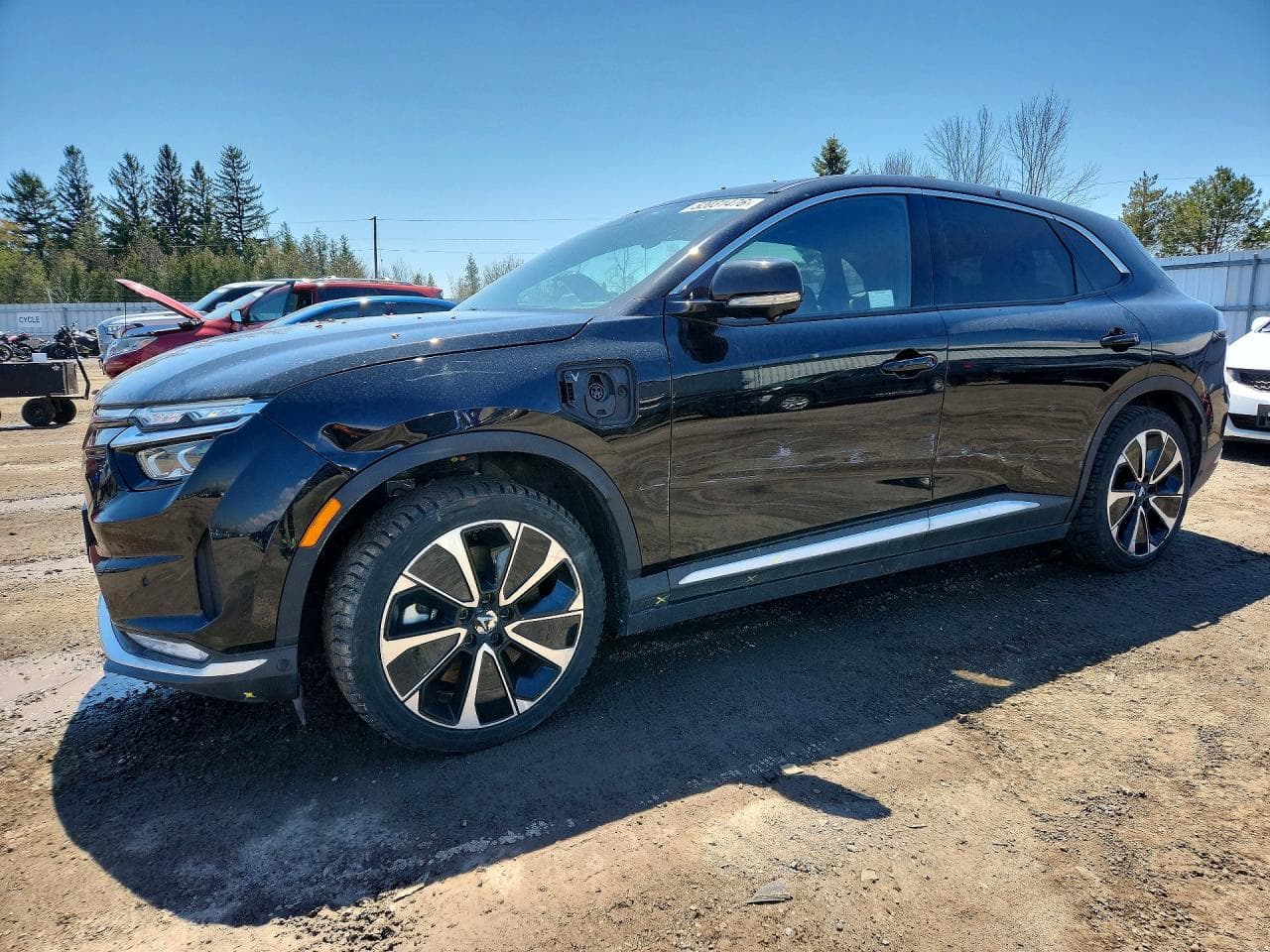 2023 VINFAST TRADING AND PRODUCTION VF 8
