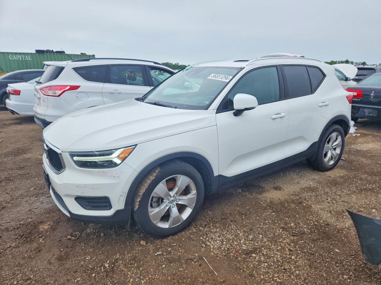 2020 VOLVO XC40