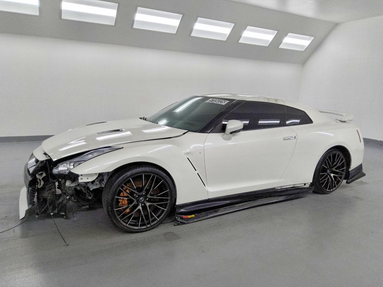 2021 NISSAN GTR