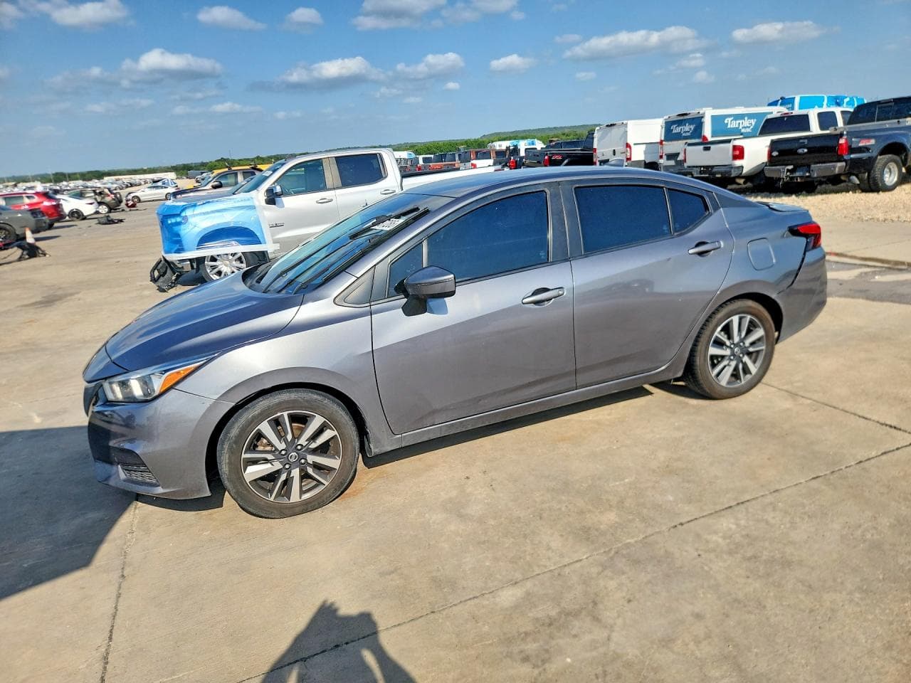 2021 NISSAN VERSA