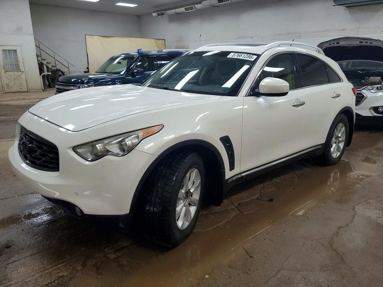 2011 INFINITI FX50