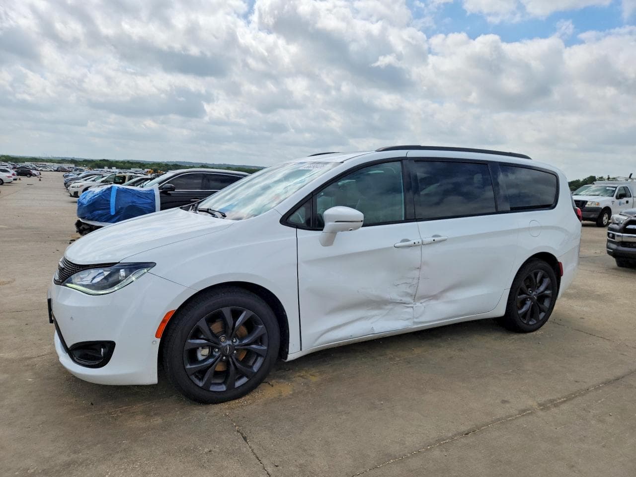 2020 CHRYSLER PACIFICA
