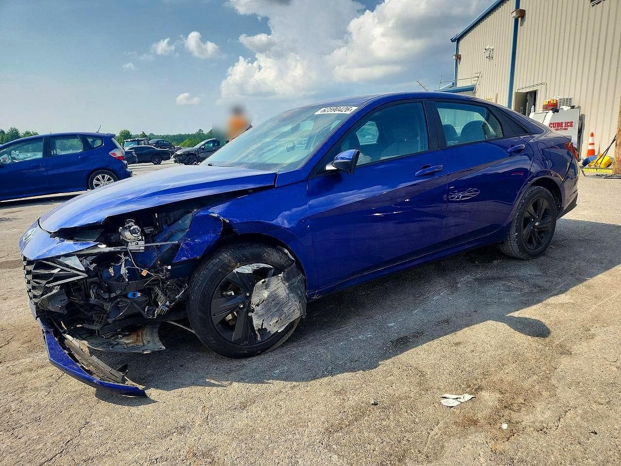 2022 HYUNDAI ELANTRA