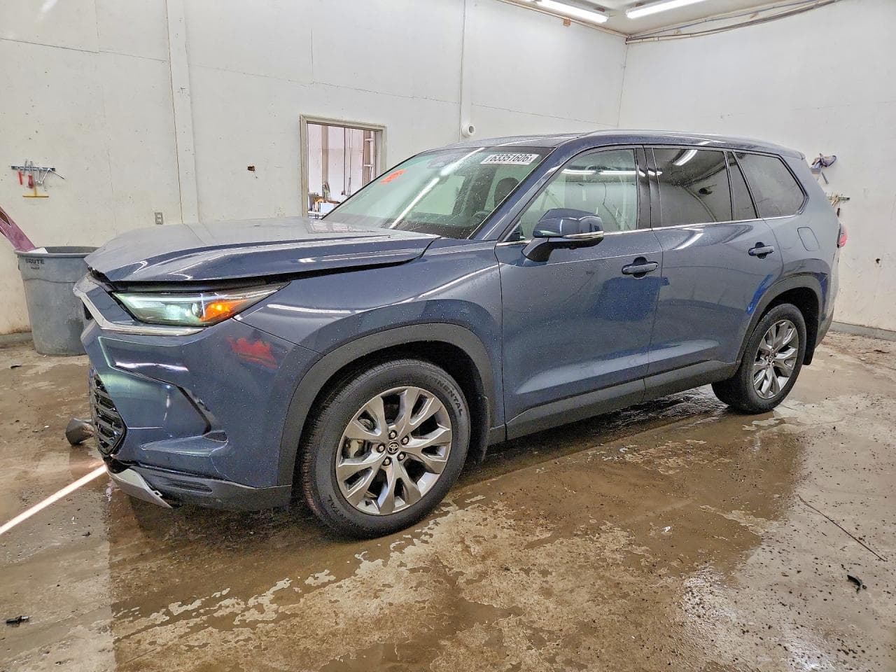 2025 TOYOTA GRAND HIGH
