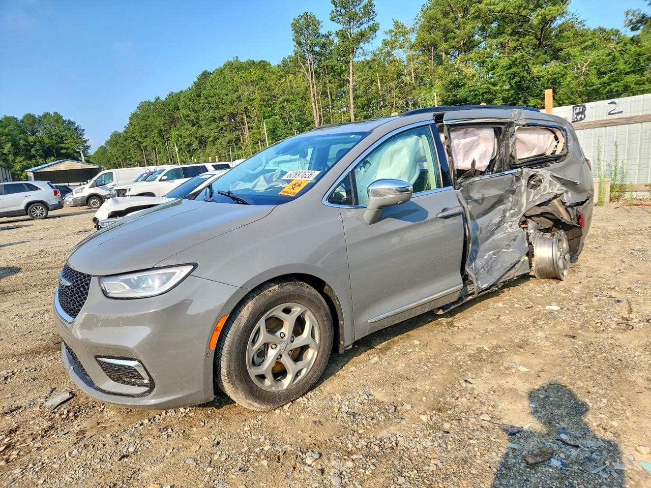 2022 CHRYSLER PACIFICA