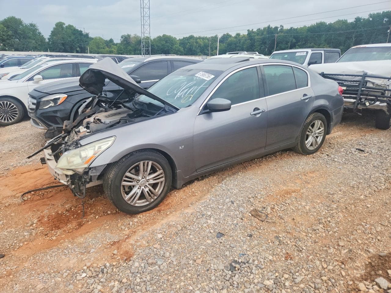 2015 INFINITI Q40