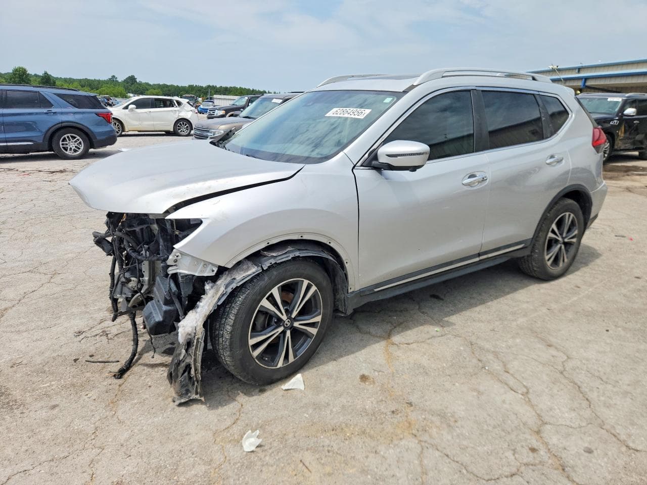 2017 NISSAN ROGUE
