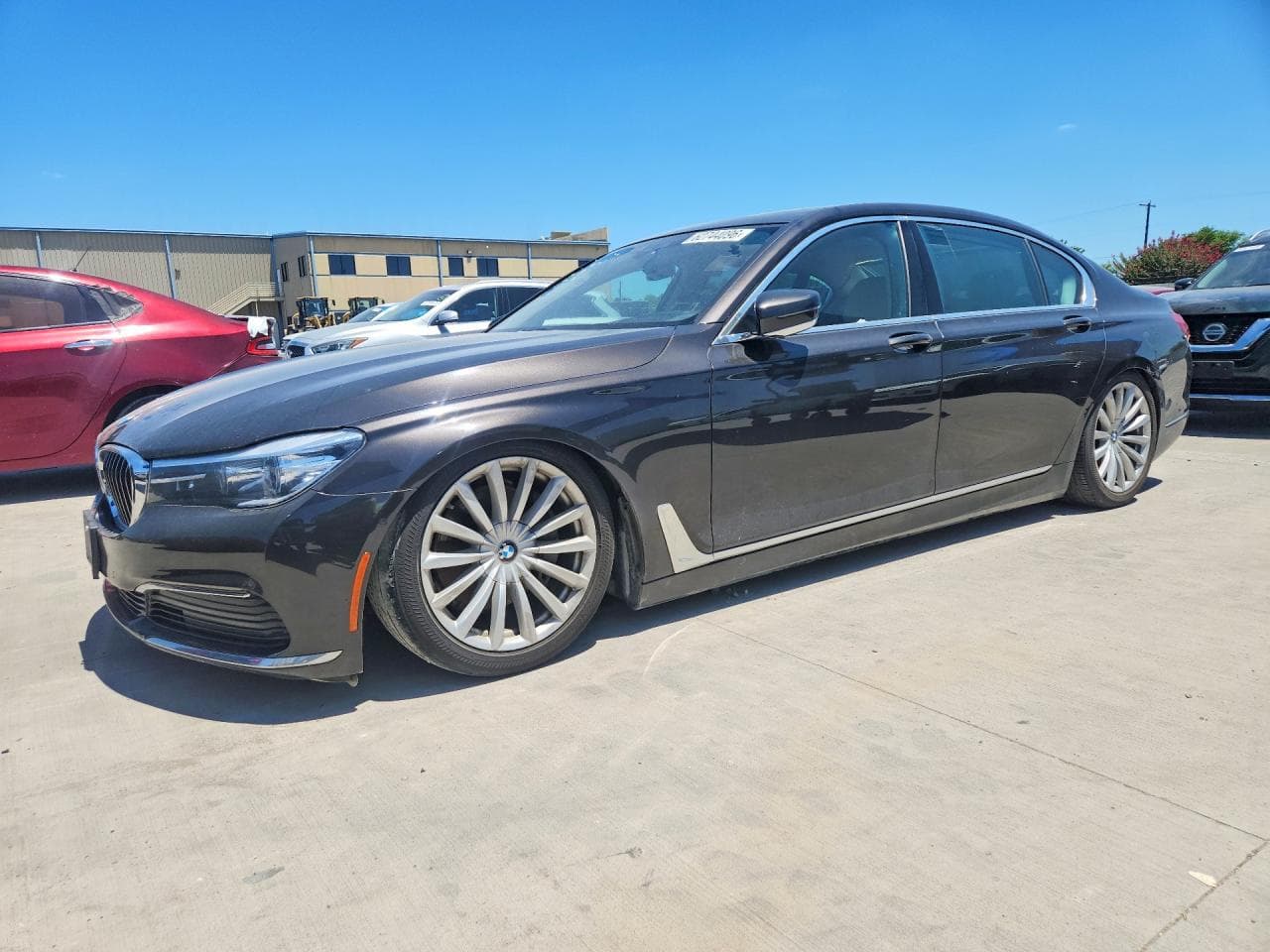 2019 BMW 740