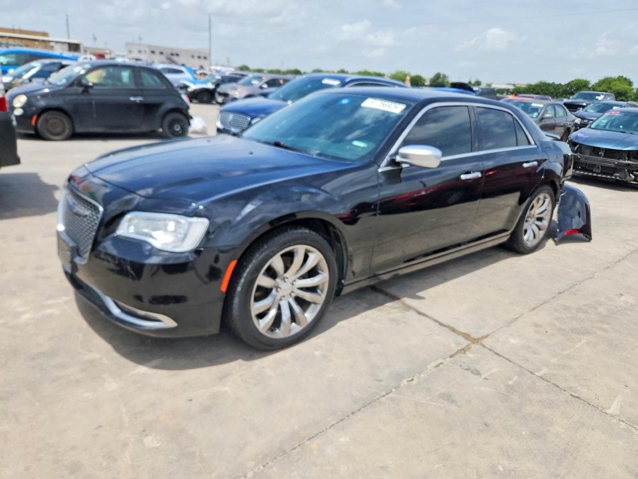 2019 CHRYSLER 300