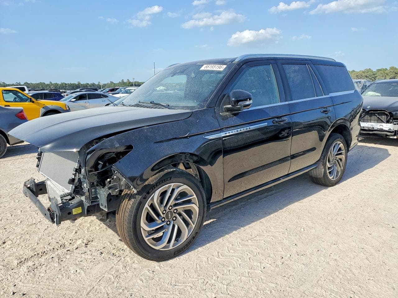 2025 LINCOLN NAVIGATOR