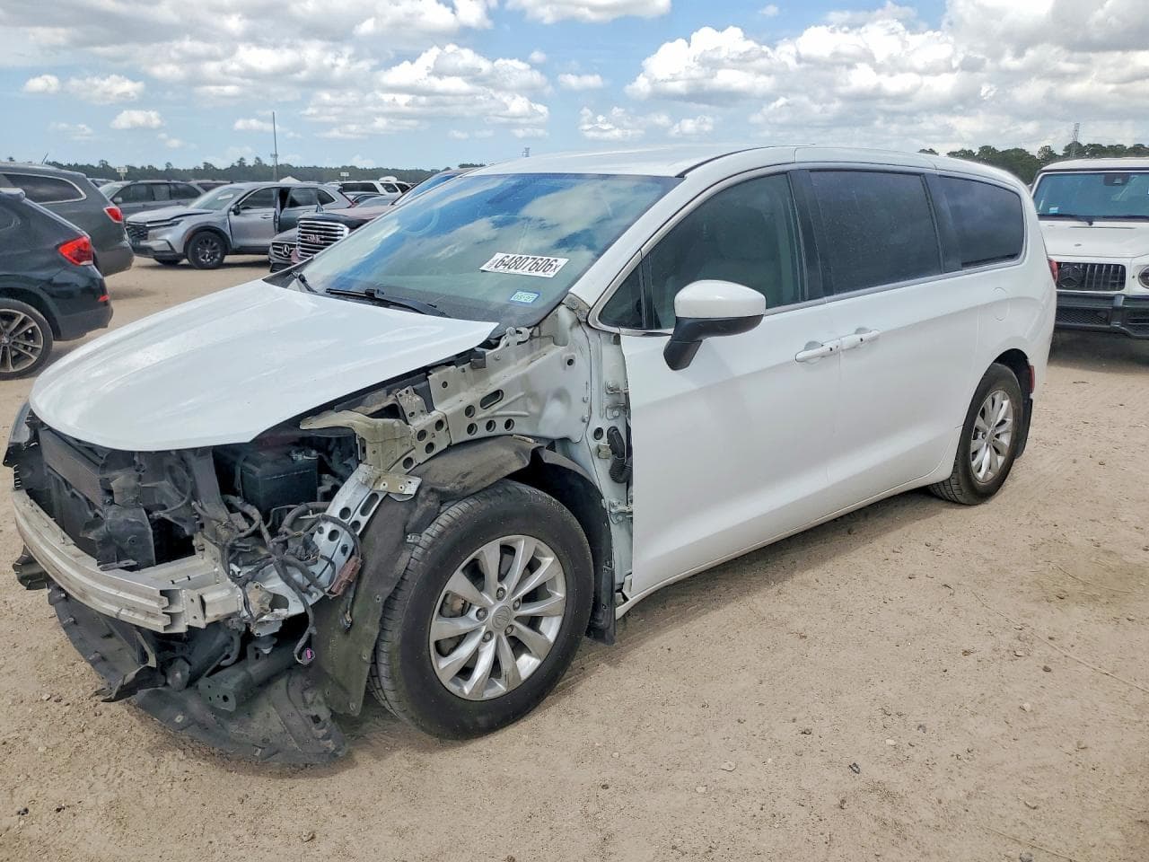 2017 CHRYSLER PACIFICA