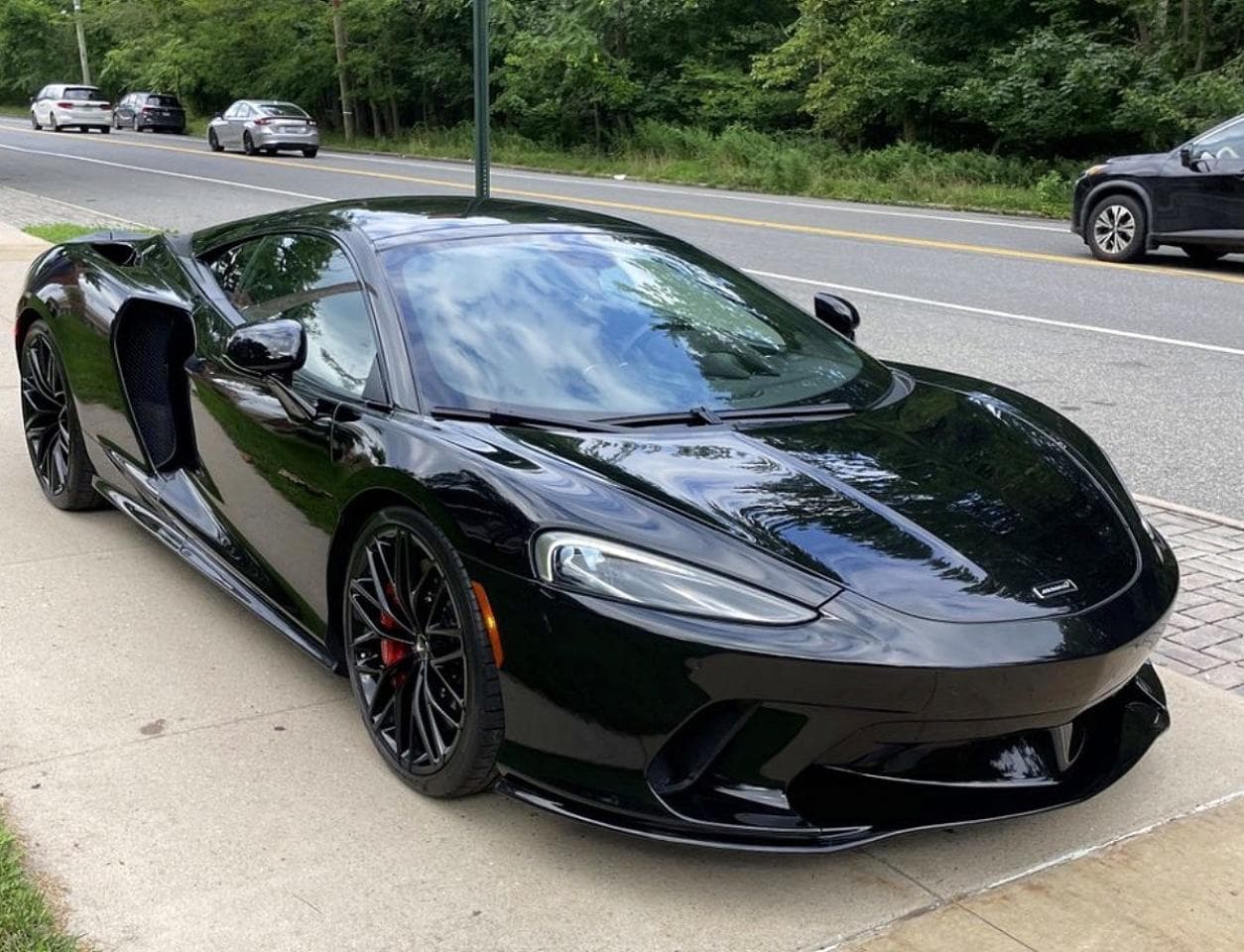 2023 MCLAREN AUTOMOTIVE GT